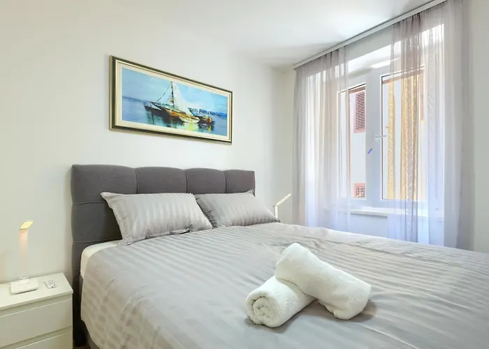 Apartment Tale - Brand New Apartment In Pula\'S Old Town, With Free Netflix And Wi-Fi