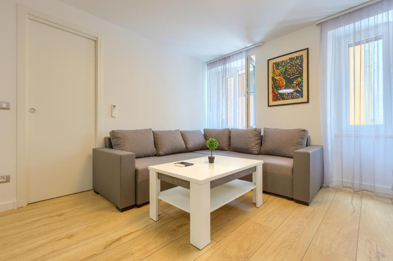 Tale - Brand New In Pula's Old Town, With Free Netflix And Wi-fi Apartment