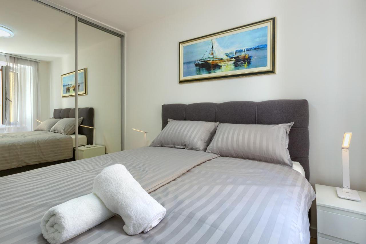 Tale - Brand New In Pula's Old Town, With Free Netflix And Wi-fi Apartment Pula