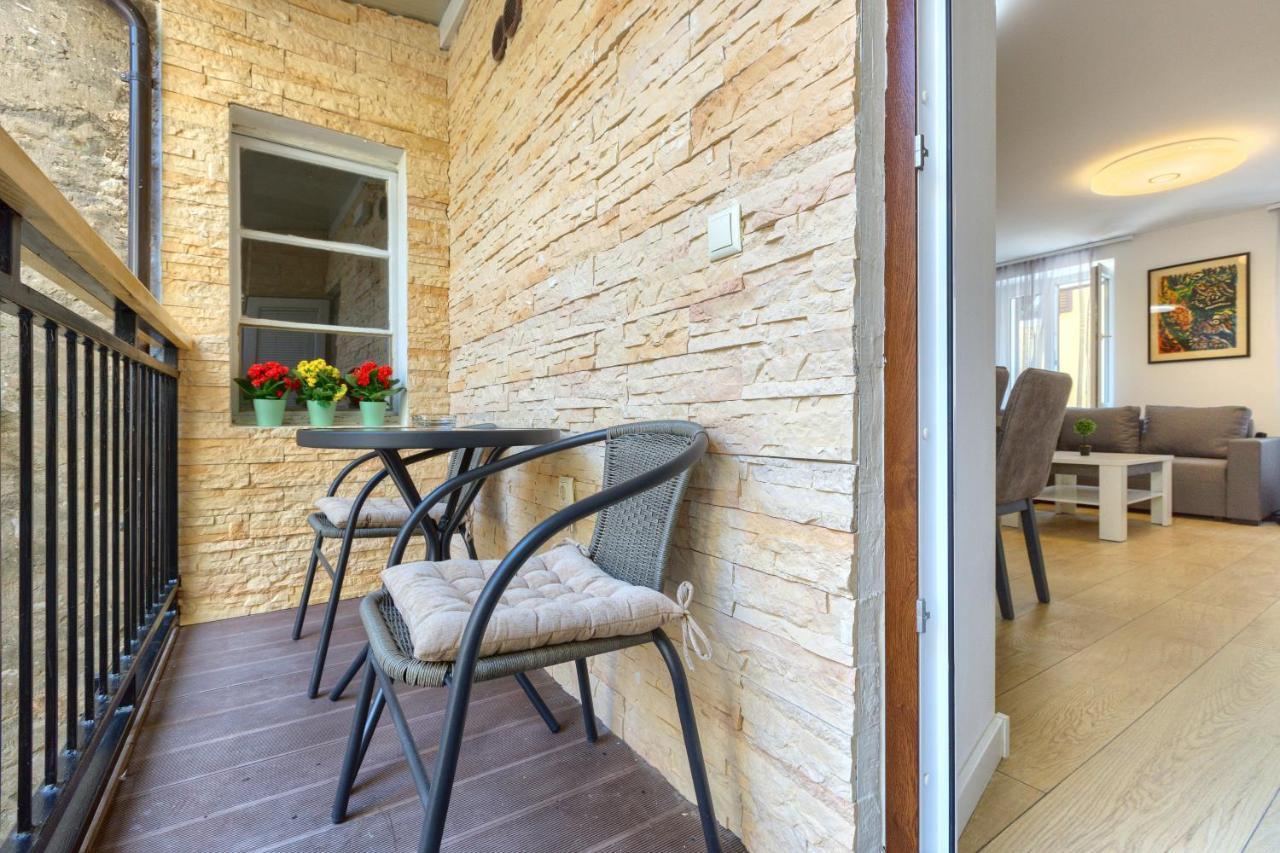 Tale - Brand New In Pula's Old Town, With Free Netflix And Wi-fi Apartment Pula